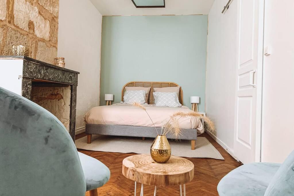Ferienwohnung Nuit D'Exception - Loft Avec Jacuzzi Bordeaux Exterior foto